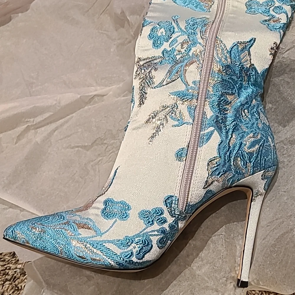 Women's knee high boots - Picture 6 of 6